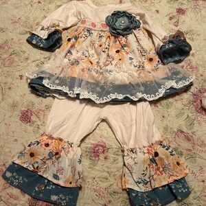Floral Kids Matching Set with Blue and White Accents haute baby
